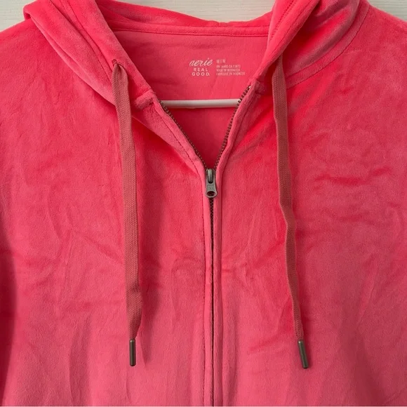 NWOT Aerie Pink Velour Zip-Up Hoodie - Picture 2 of 4